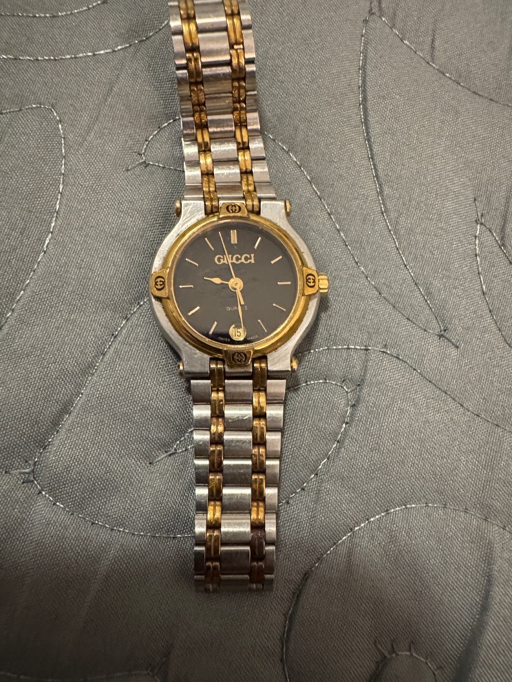 Gucci 9000L Two-Tone Gold and Silver Ladies Bracelet Watch - Black Dial